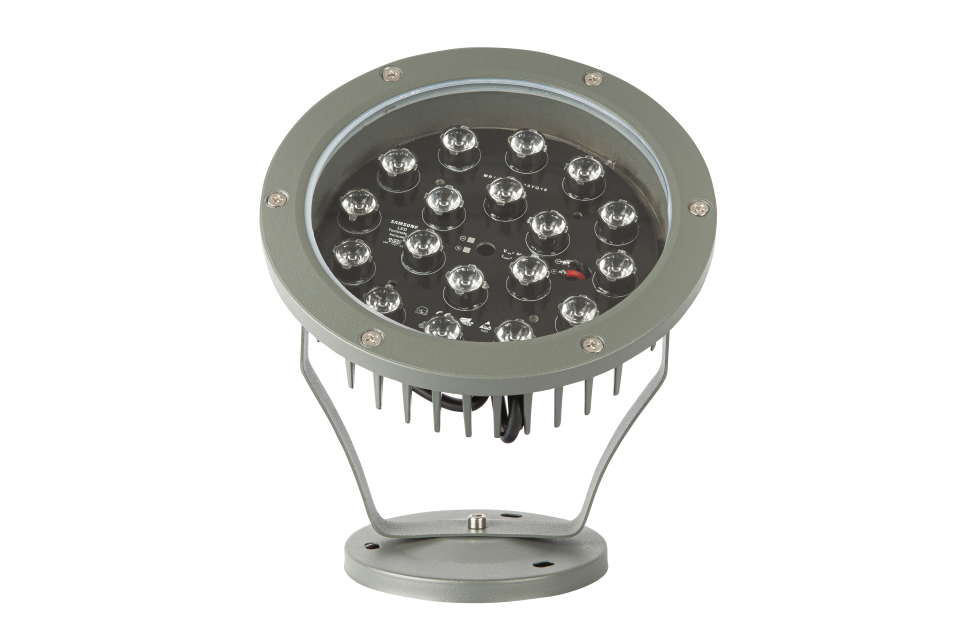 18W Bahçe Cephe Armatürü IP65 24V & 220V Pirinç Ventil