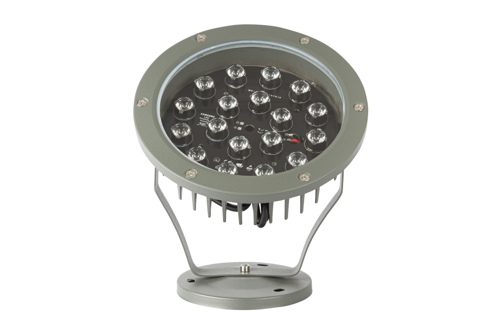 18W Bahçe Cephe Armatürü IP65 24V & 220V Pirinç Ventil